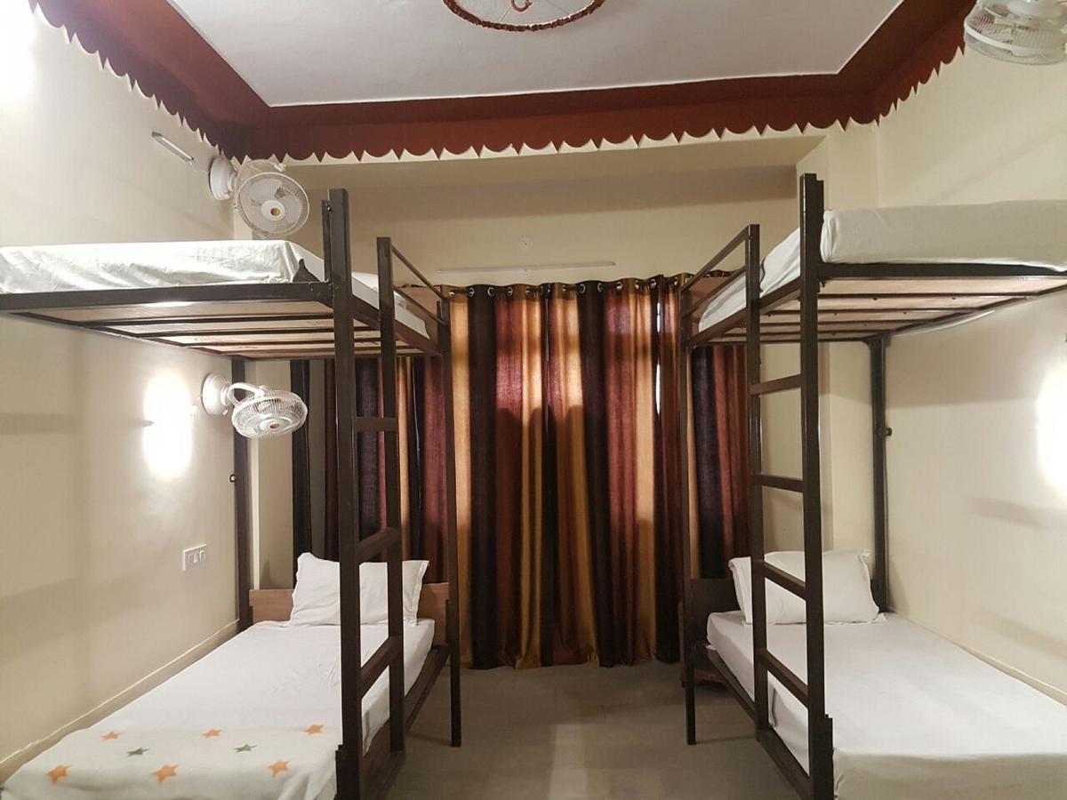 Wow Backpackers Hostels Amritsar Eksteriør billede