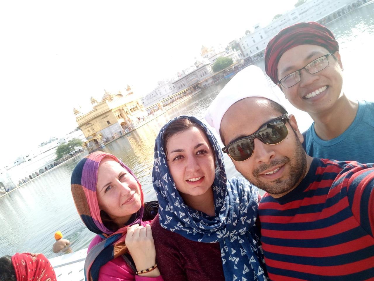 Wow Backpackers Hostels Amritsar Eksteriør billede