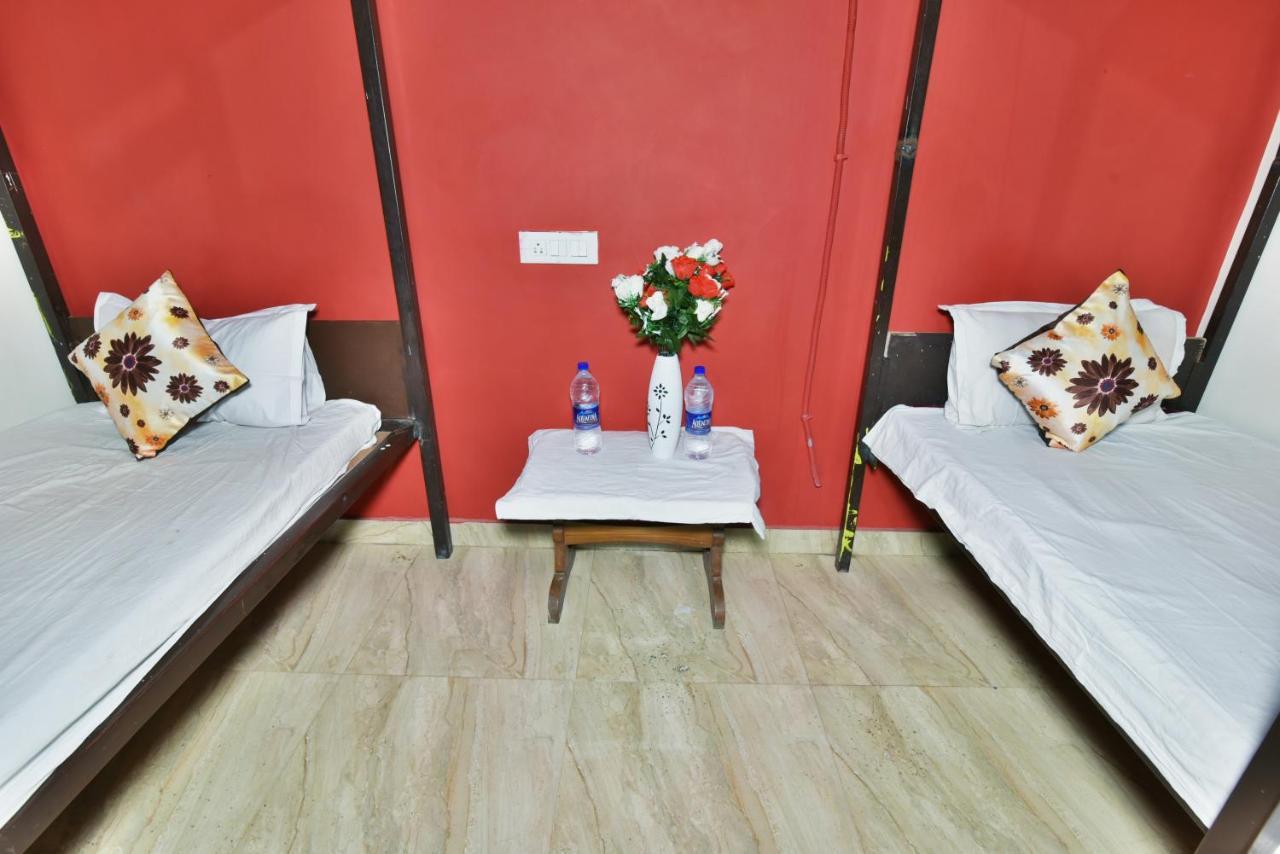 Wow Backpackers Hostels Amritsar Eksteriør billede